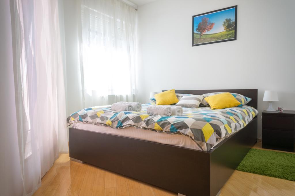 Blue Lake Apartment Zagreb Exteriör bild